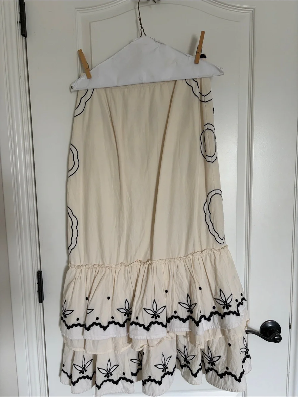 Anthropologie Cream Midi Skirt with Black Embroidery - Picture 2 of 2